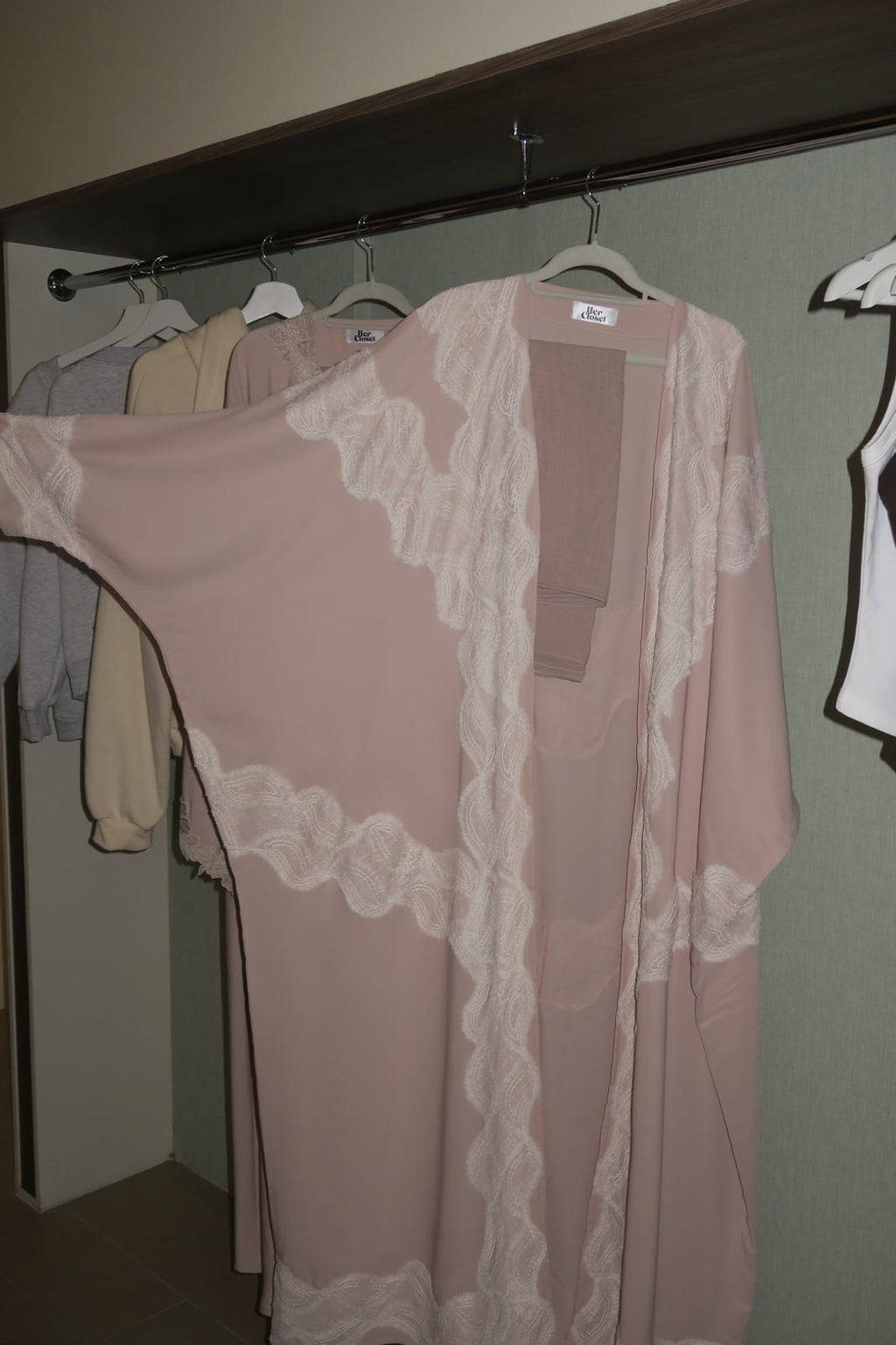 Patterned Lace Abaya